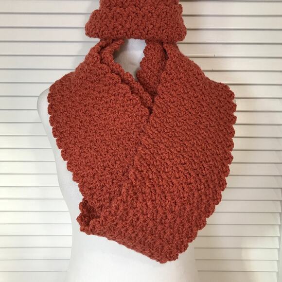 NWT Handmade Crocheted Brown Textured Matching Adult Beanie Scarf 76” - Picture 2 of 4